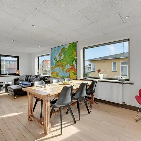 Pet Friendly In Prázdninový dům Hvide Sande